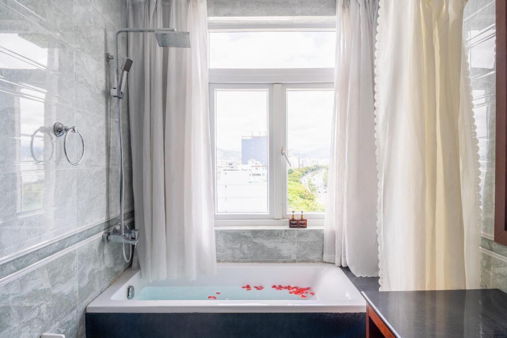 Hotel Lychee Da Nang