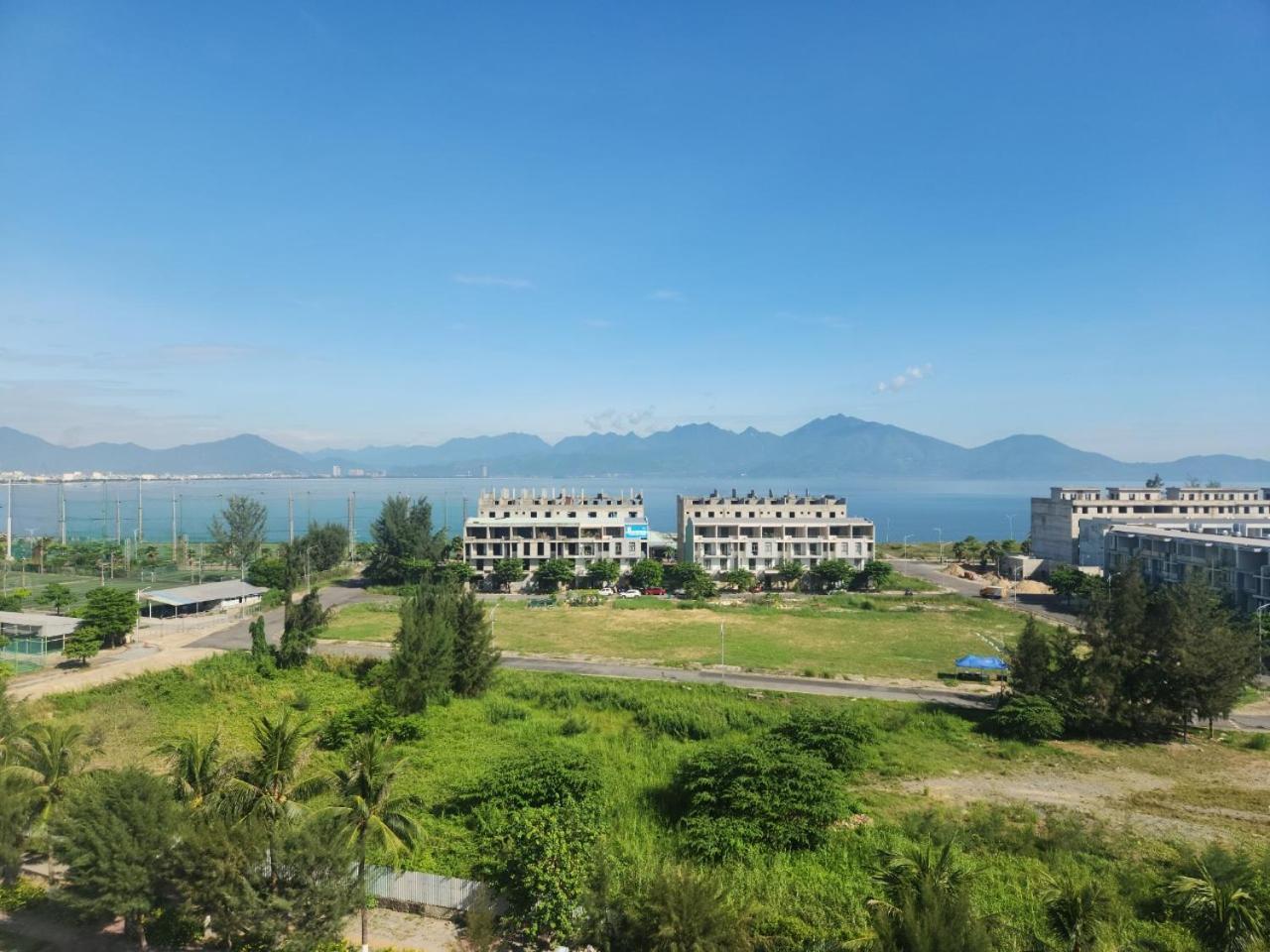 Lychee Hotel 3*